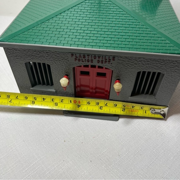 Plasticville Police Department. Model trains or any village accessory. Vintage - Picture 7 of 9
